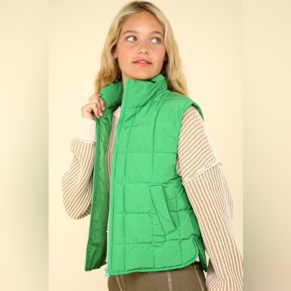 VERY J Zip Up Puffer Padded Warm Vest 10010029832 - Picture 2 of 3